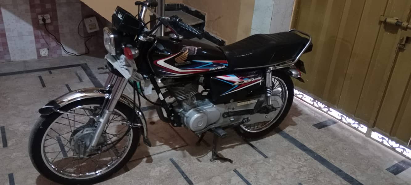 Honda CG 125 19A MODEL SALE GOOD CONDITION 5