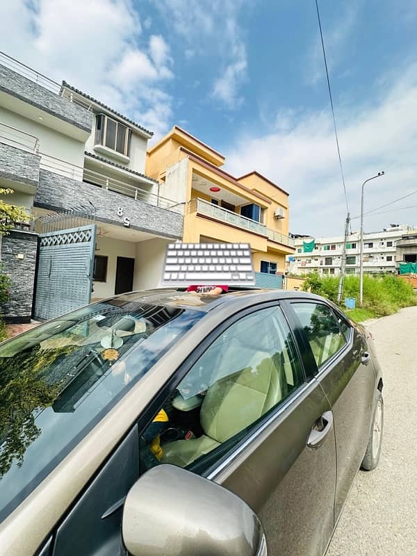 Toyota Altis Grande 2016 3