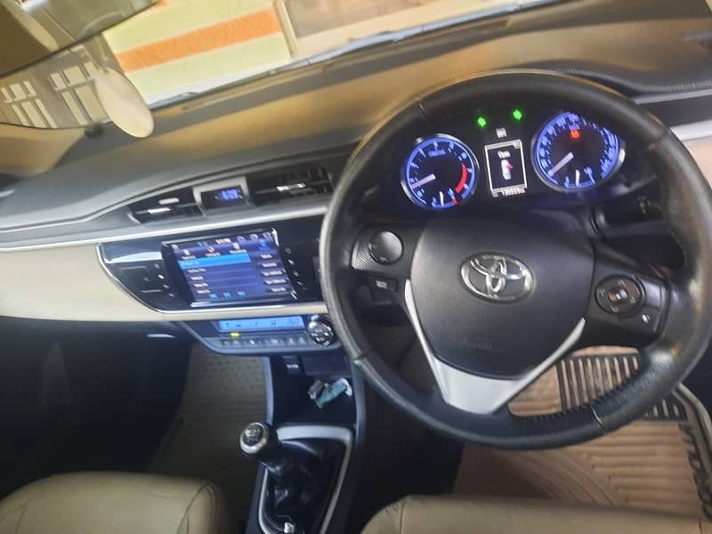 Toyota Altis Grande 2016 11