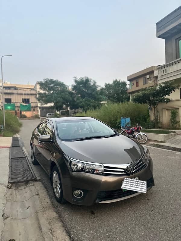 Toyota Altis Grande 2016 13