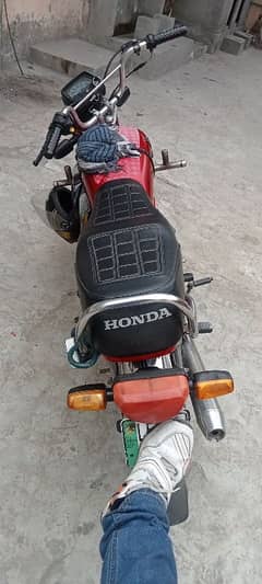 Honda cd 70