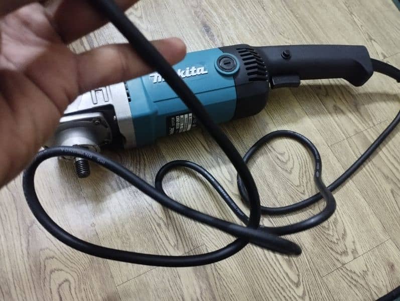 Makita car polisher plus grinder 7