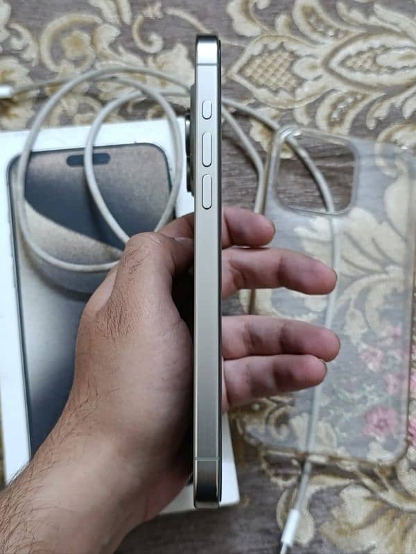 iphone 15 pro max 512gb JV (Natural Titanium) 2