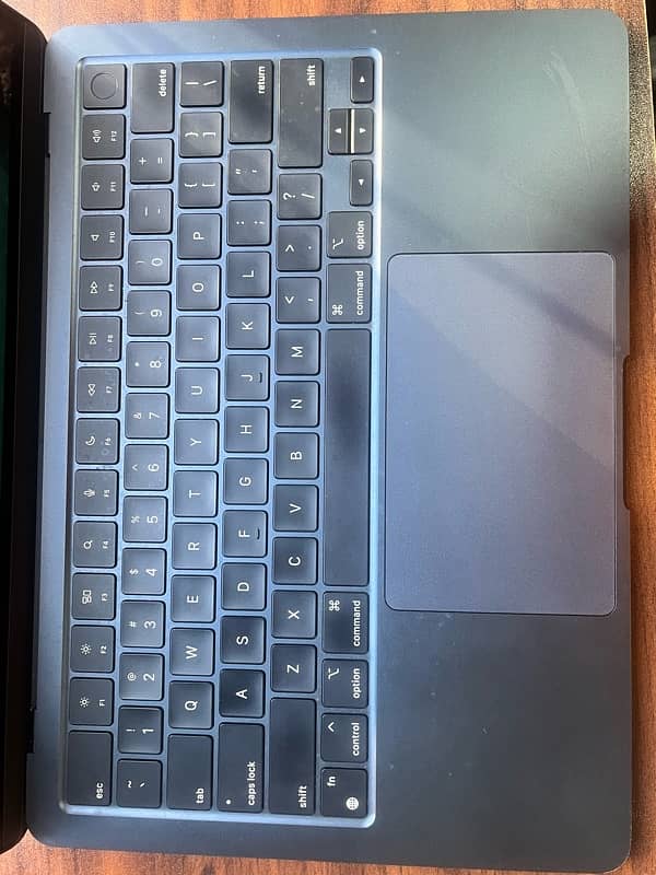 Macbook Air M2 2022 8