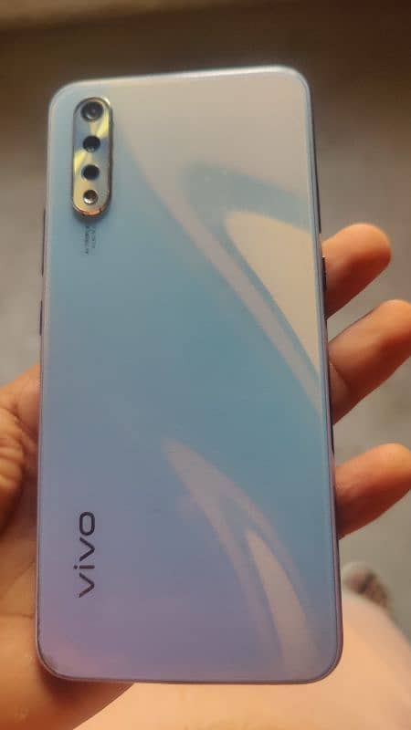 Vivo s1 4 128 0