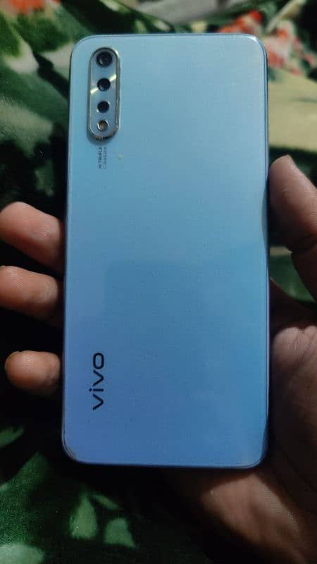 Vivo s1 4 128 3