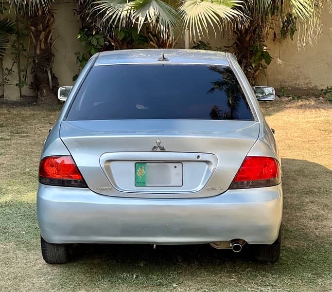 Mitsubishi Lancer GLX 1300 Automatic, 2004 model, Lahore registered. 11