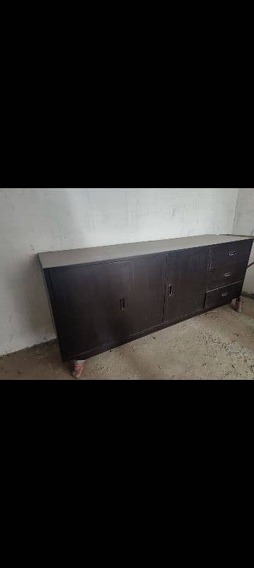 2 Wooden cabinets 1