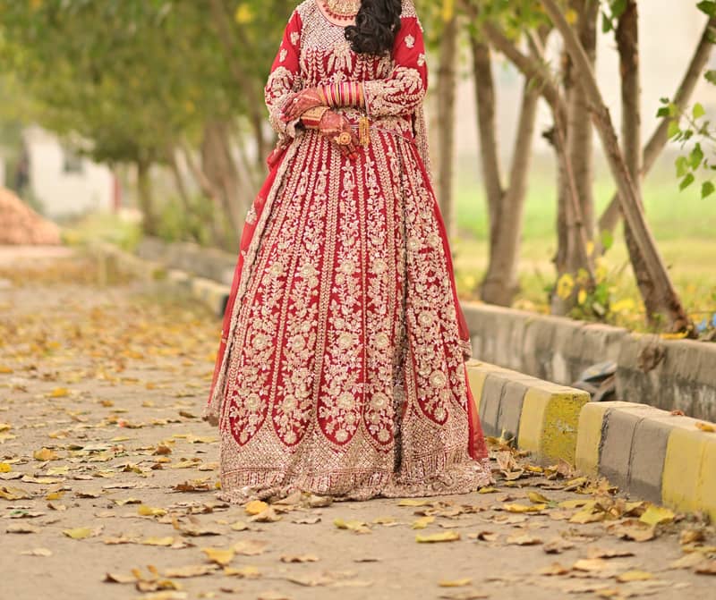 Bridal lehnga 0