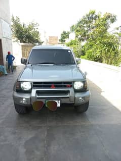 Mitsubishi Pajero 1995