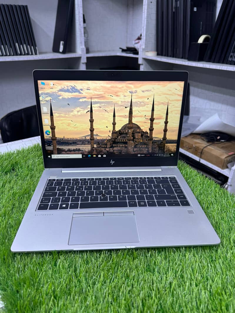 HP ELITEBOOK CORE I5 8TH GENERATION 0