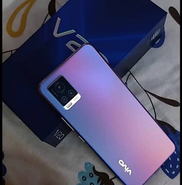 vivo v20 with original charger and box 0