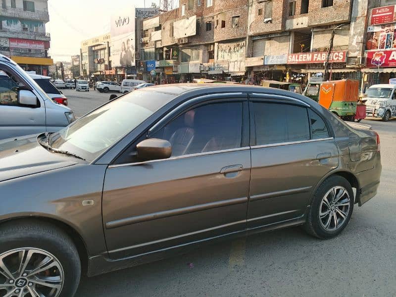 Honda Civic EXi 2005 1