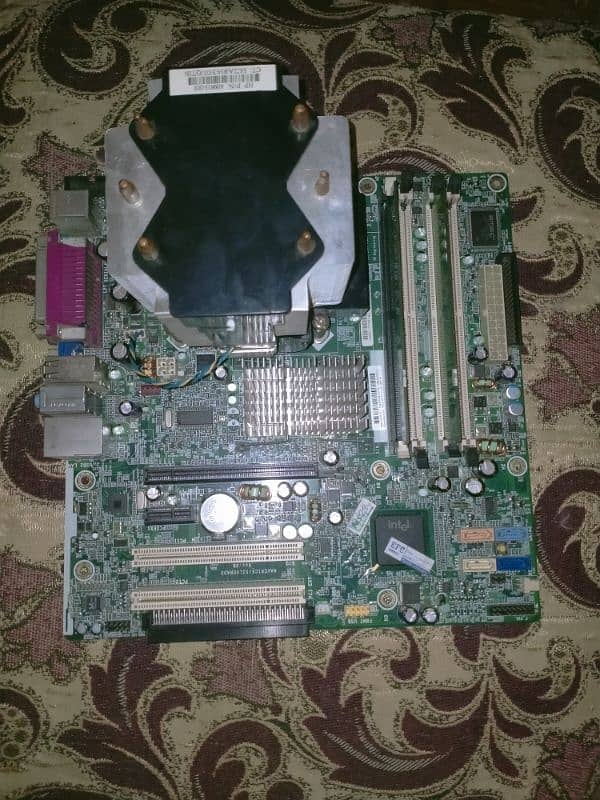 Hp Core 2 duo Mother board with full combo with core 2 duo processer 2