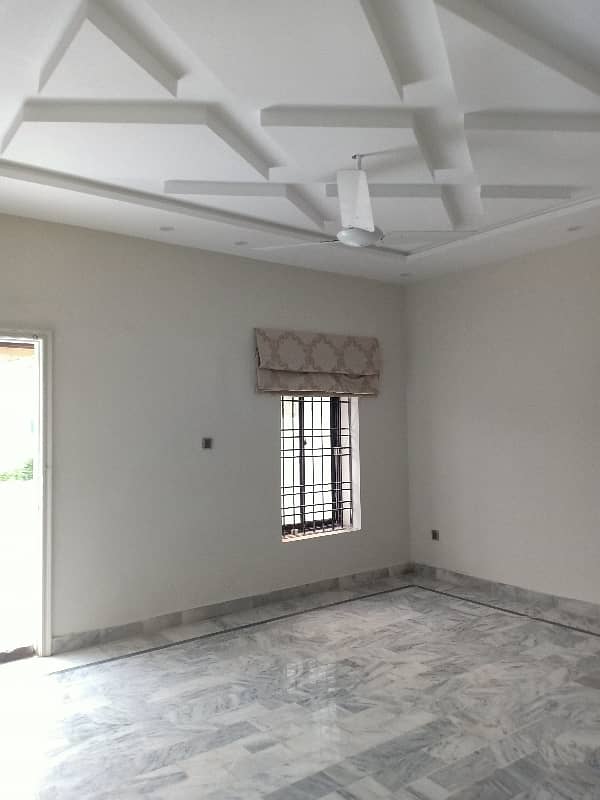 10 Marla House For Sale In 40 Kothiyan Society Satyana Road Faisalabad 18