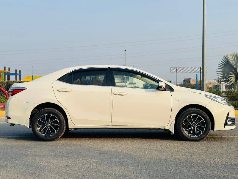 Toyota Corolla GLI 2019 4