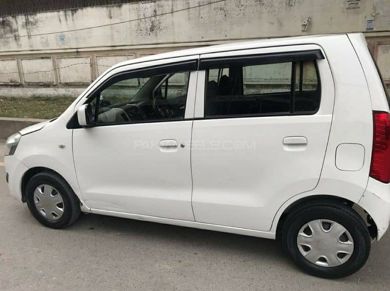 Suzuki Wagon R 2016 4