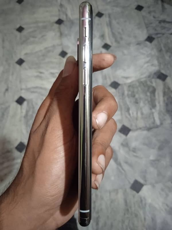 iphone x 64gb non pta approved 2