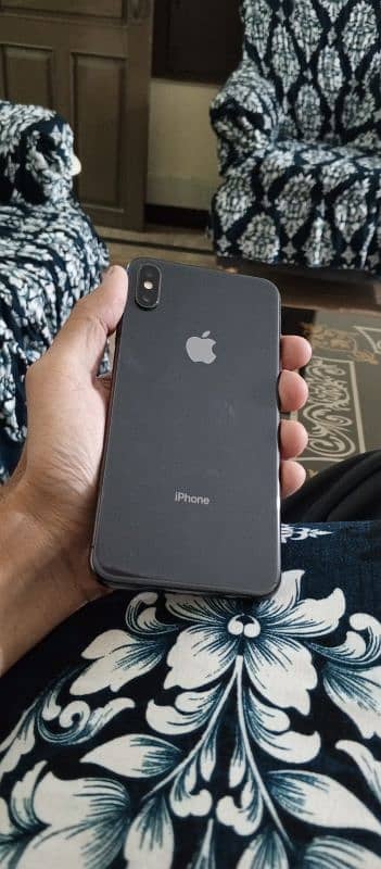 Iphone Xs max 1