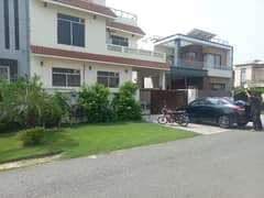 10 Marla Full Basement House For Sale in DHA Phase 5