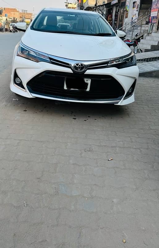 Toyota Altis Grande 2022 1