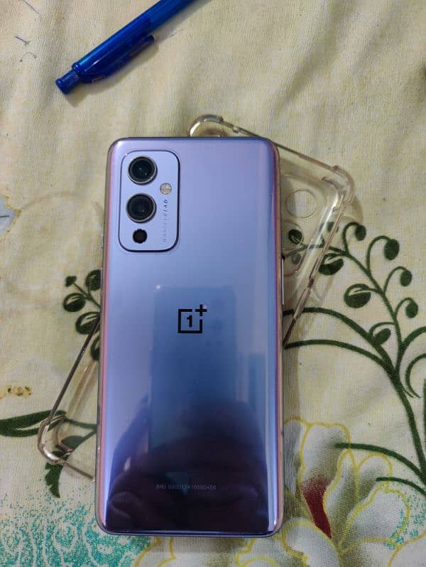 OnePlus 9 5G excellent 8k cam best for vloggers 1