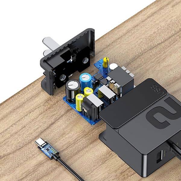 Rock sugar smart charger 65 watt 1