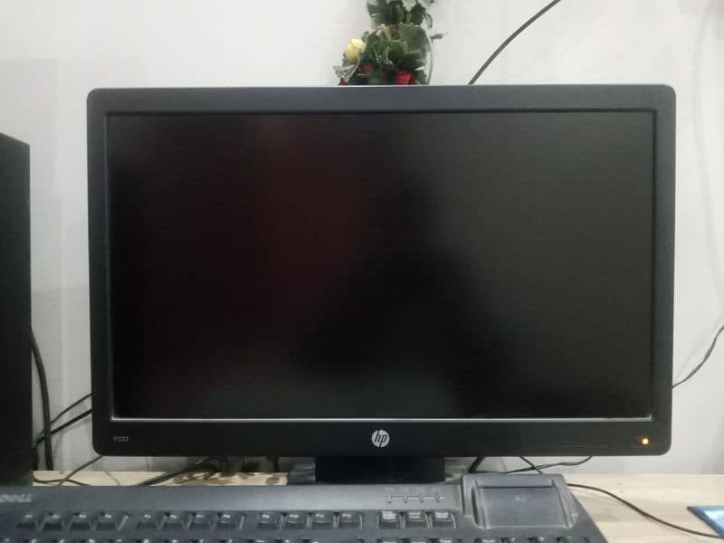 URGENT - Core i5 3rd Gen, 16 gb ram with LED and accessories 2