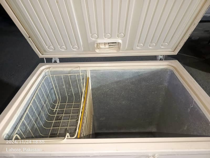 Dawlance d freezer Singel door (0306=4462/443) uffset 5