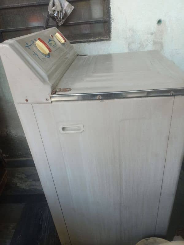 super aisa washing machine Achi condition mein h copper motor mein h 3