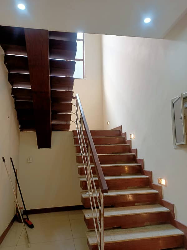 1 Kanal House Use Available For Sale 19