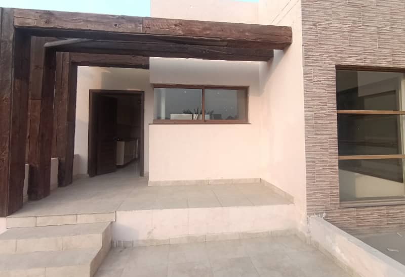 1 Kanal House Use Available For Sale 46