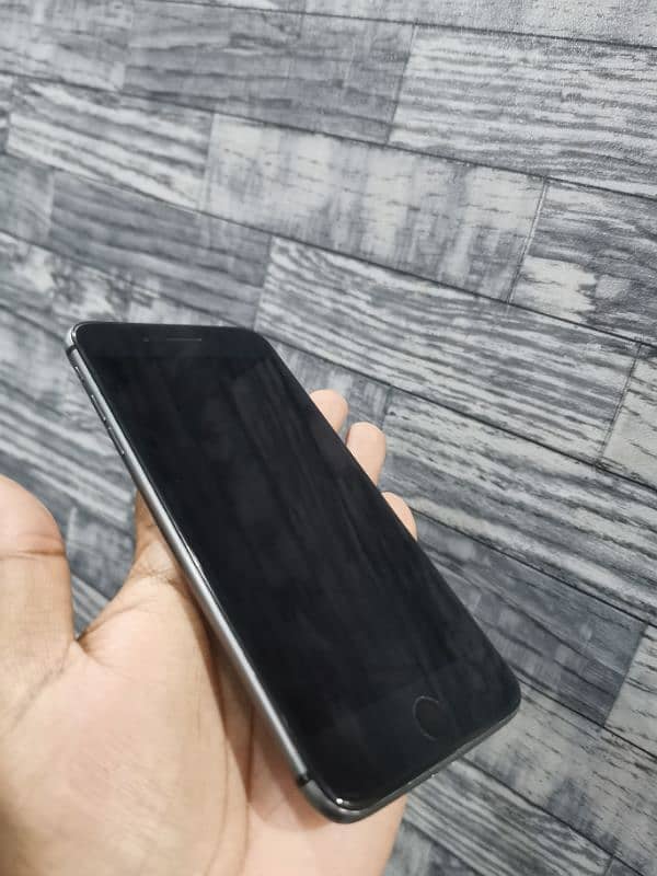 iPhone 8 Plus Official PTA (exchange possible) 5