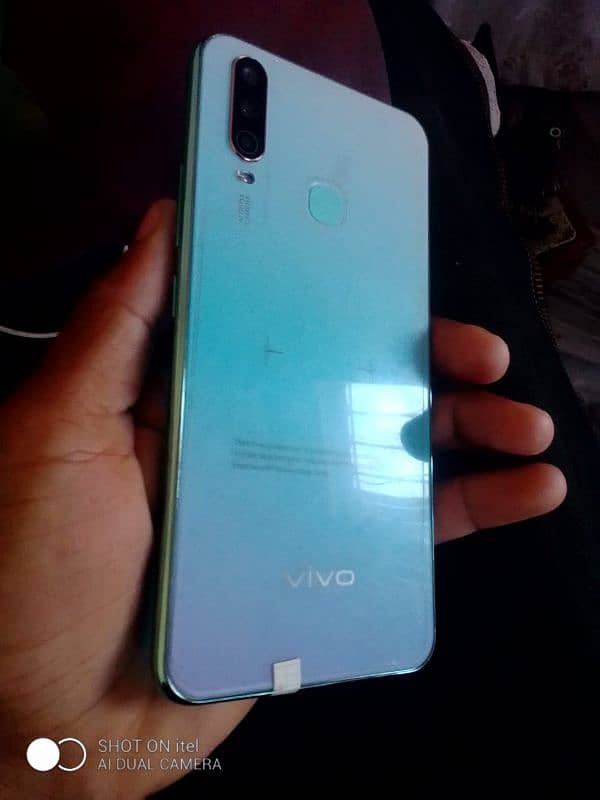 vivo y17 3