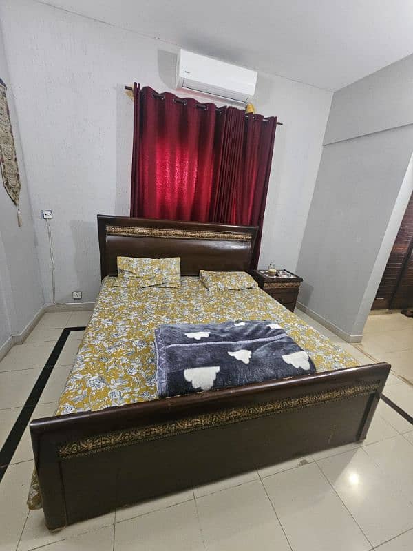 Premium Condition Bed for Sale 2