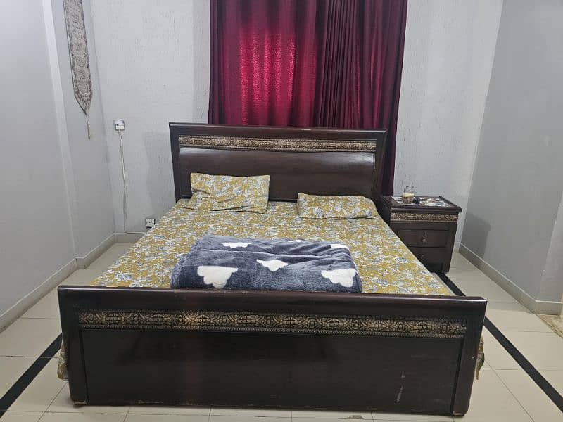 Premium Condition Bed for Sale 6