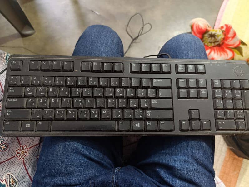 Dell original keyboard n mouse,s 2