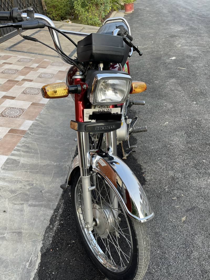 Honda CD 70 2023 model 2