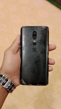 One plus 6 (8 gb Ram / 128 gb memory)