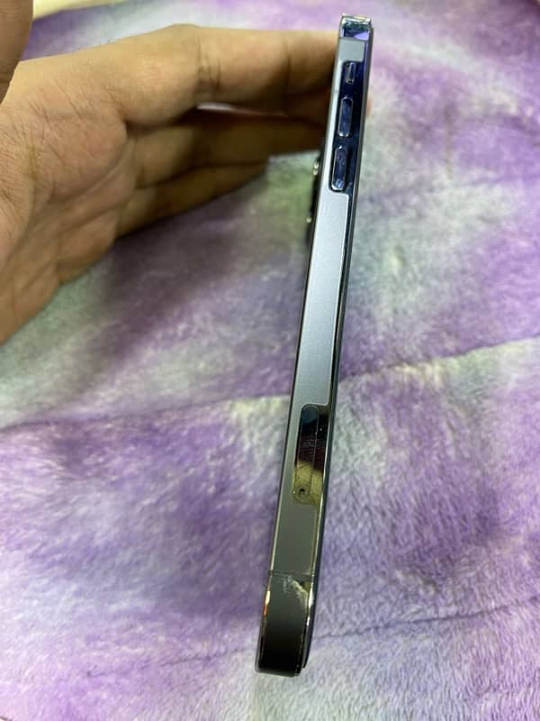 I phone 12 pro factory unlocked 1