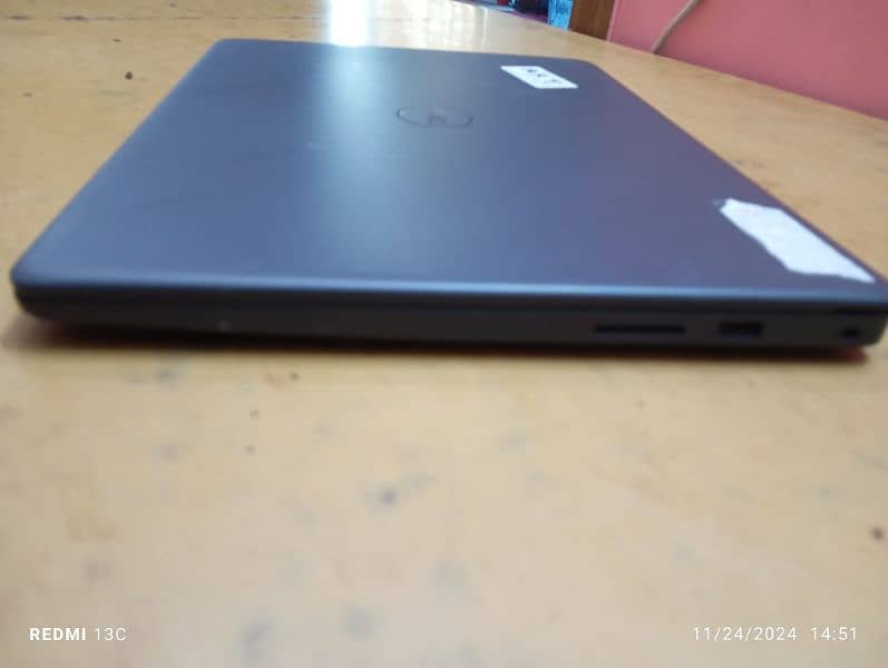 dell 11th generation 8GB/256GB in 10/10 condition 7