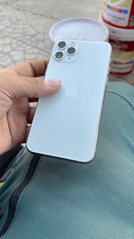 Iphone 11 Pro 64 Gb With Box White 10