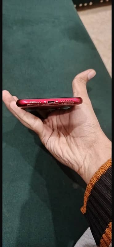 iphone xR Red 0