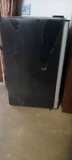 Dawlance Room Refrigerator