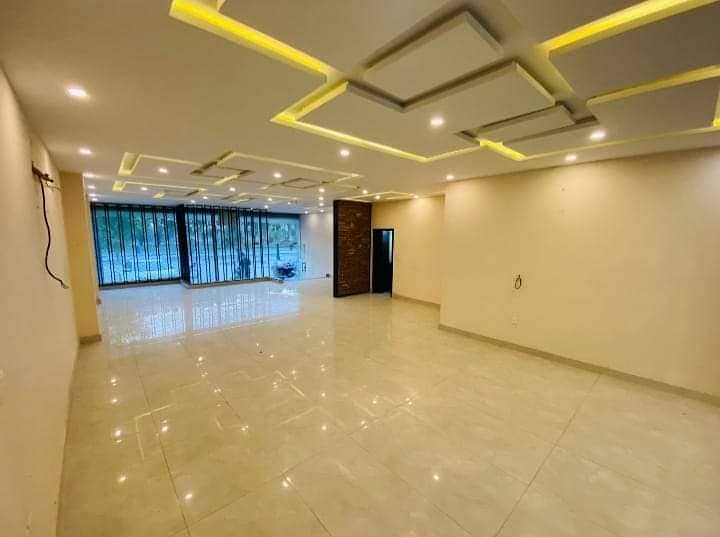 5 Marla Commercial Hall available for Rent Best option For office In Rafi Block Bahria Town Lahore 0