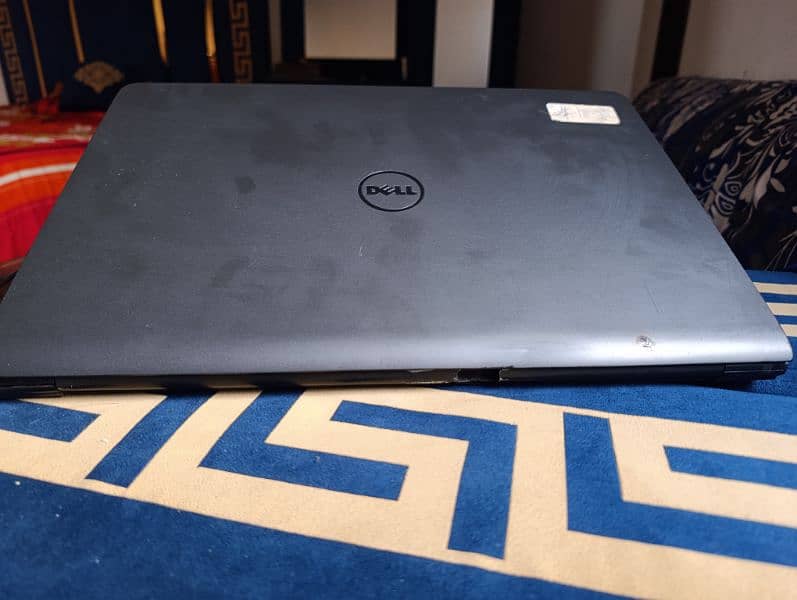 Dell latitude 3550 Core i5 2