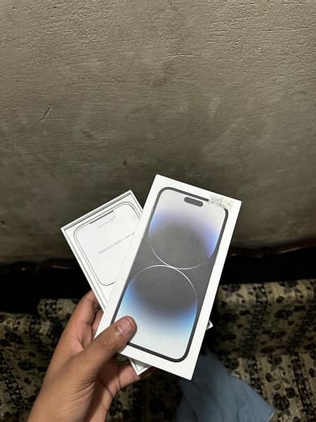 Iphone 14 pro max 256 GB Apple Warranty 9