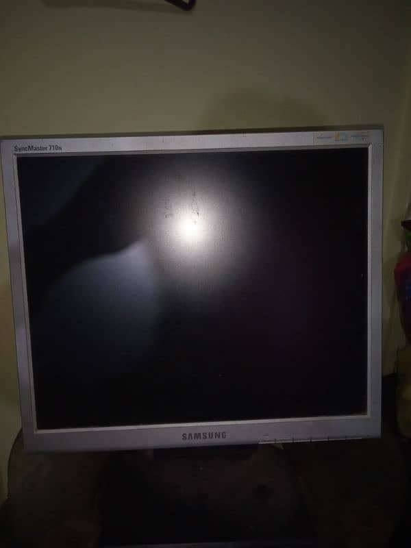 Samsung LCD monitor 2