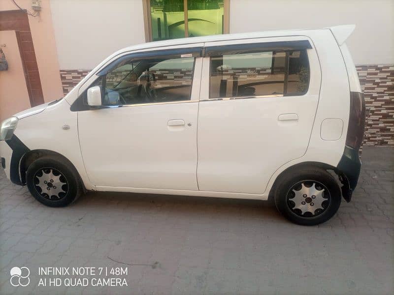 Suzuki Wagon R 2016 3