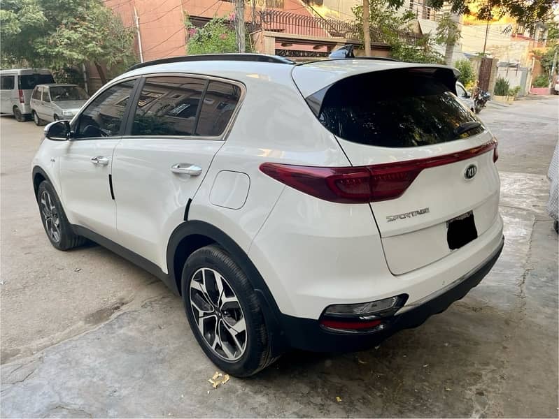 KIA Sportage AWD 2022 5